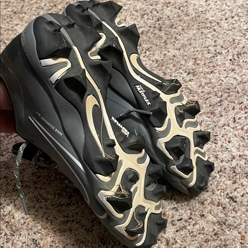 Nike Hyper Diamond 4 Softball Cleats Womens 8 gray & White Fastflex - Picture 6 of 10